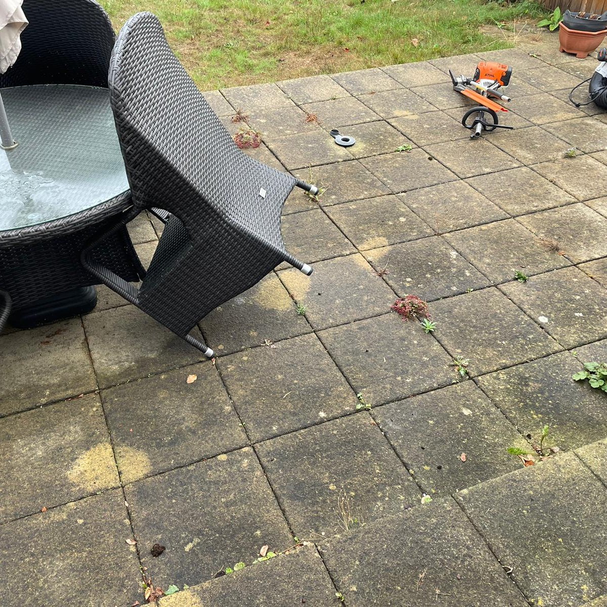 Patio before jet washing